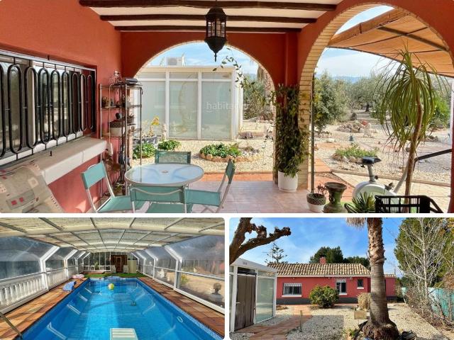 Villa en venta en Aldover