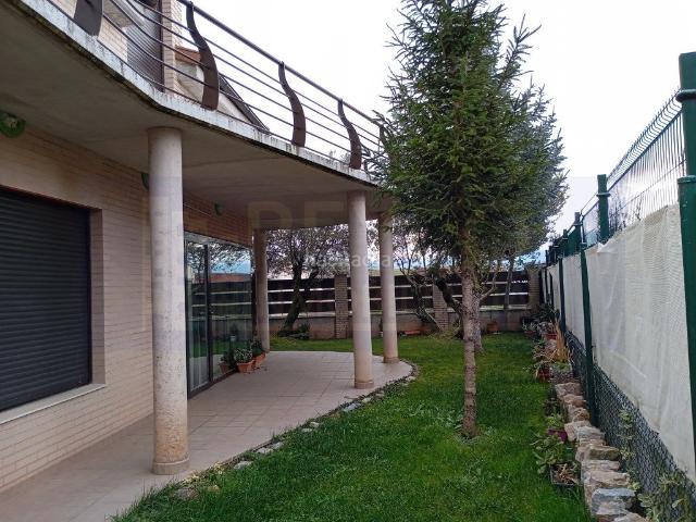Chalet en venta en Alesanco, La Rioja