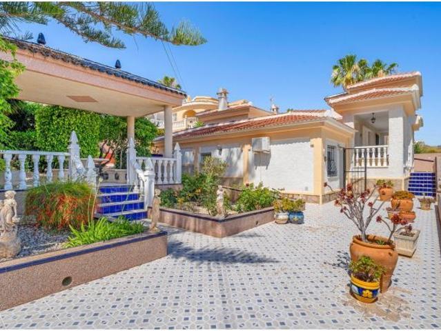 Casa en venta en Montebello, el Baix Segura / La Vega Baja