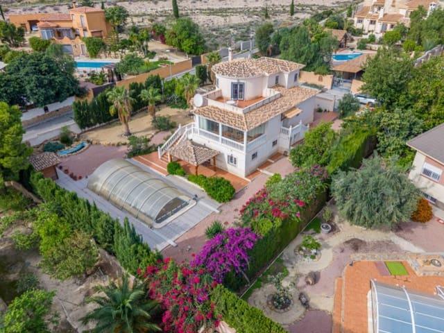 Chalet en venta en Nostra Senyora de Gràcia, Alicante