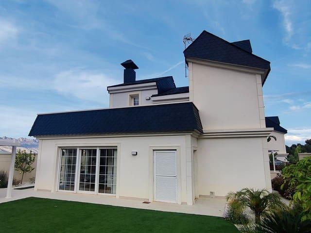 Chalet en venta en Nostra Senyora de Gràcia, Alicante