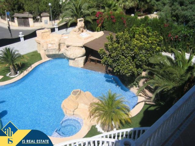 Chalet en venta en Casco Antiguo - Santa Cruz - Ayuntamiento, l'Alacantí