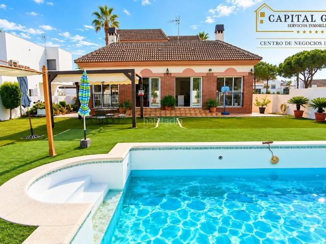 Chalet en venta en Aljaraque, Huelva