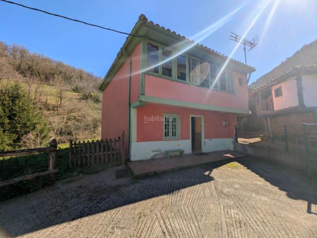 Chalet en venta en Aller, Asturias
