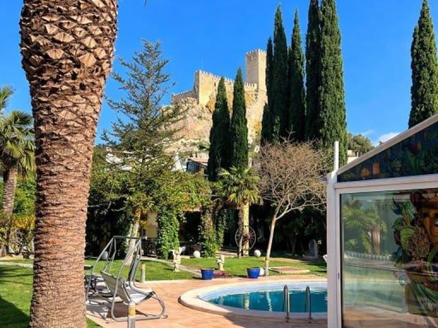 Chalet en venta en Almansa, Castilla-La Mancha