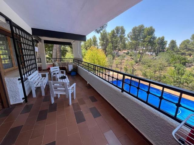 Chalet en venta en Almansa, Castilla-La Mancha