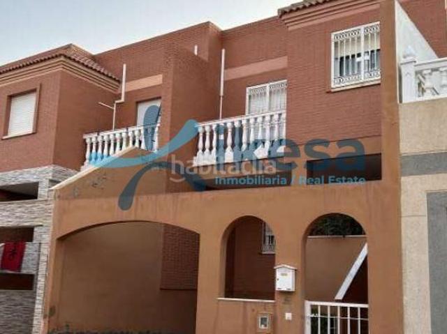 Chalet en venta en Almedina, Almería