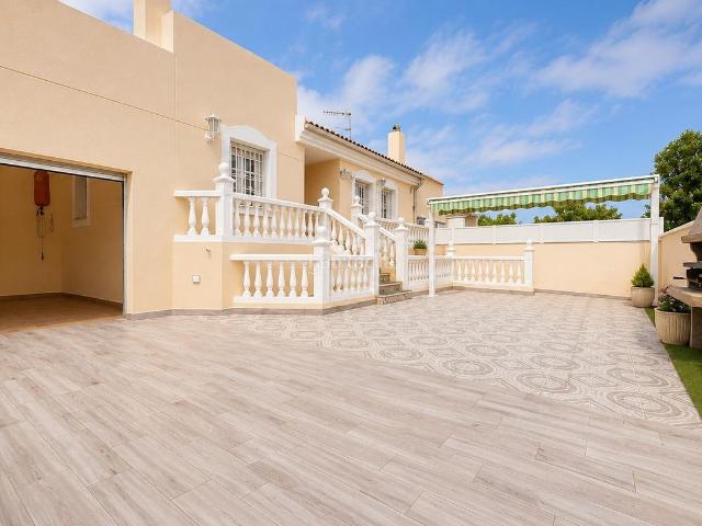 Chalet en venta en Almedina, Almería