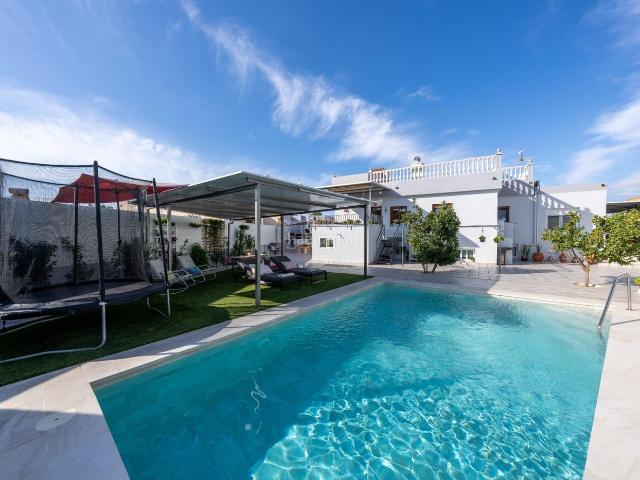 Chalet en venta en Almedina, Almería