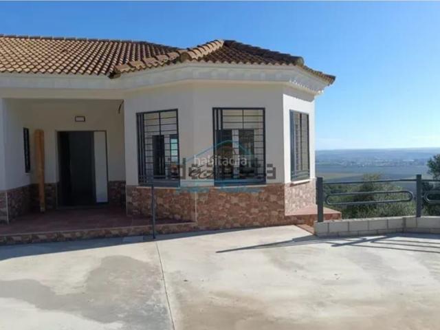 Chalet en venta en Almodóvar Del Río, Andalucía