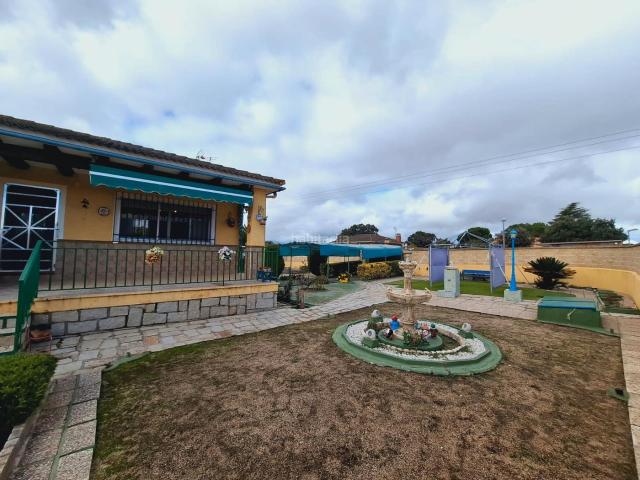 Chalet en venta en Almorox, Toledo