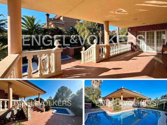 Villa en venta en Almoster, Aubareda