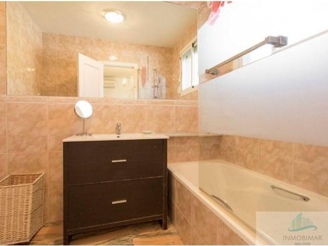 Casa en venta en Velilla-Taramay, Almuñécar