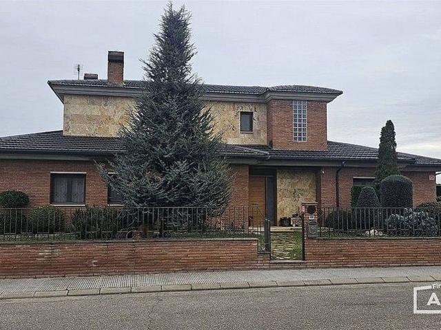 Casa en venta en Segrià, Catalunya