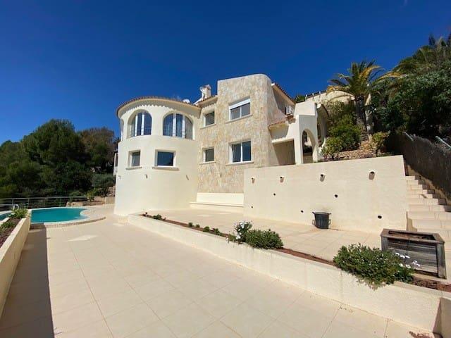 Villa en venta en Altea, Capnegret