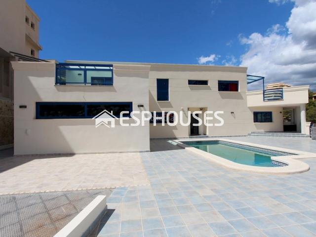 Chalet en venta en la Marina Baixa, Valencia