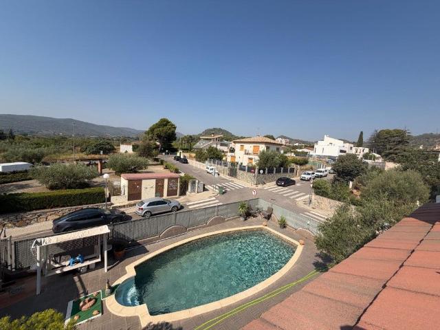 Chalet en venta en l'Alt Palància, Valencia