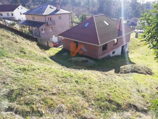 Chalet en venta en Ames, Santiago