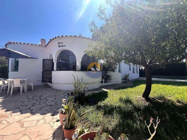 Chalet en venta en les Tres Cales, l'Ametlla de Mar