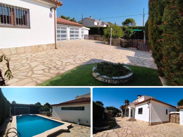 Chalet en venta en les Tres Cales, L'ametlla De Mar