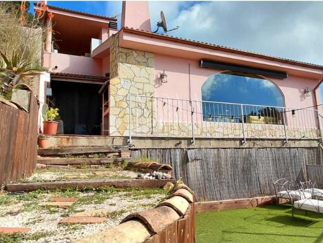 Chalet en venta en el Serrat de l'Ocata, Vallès Oriental