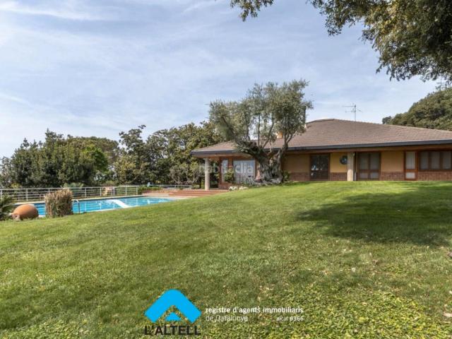 Chalet en venta en L'ametlla Del Vallès, Barcelona