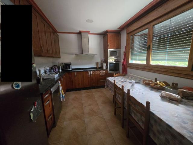 Chalet en venta en Amoeiro, Ourense