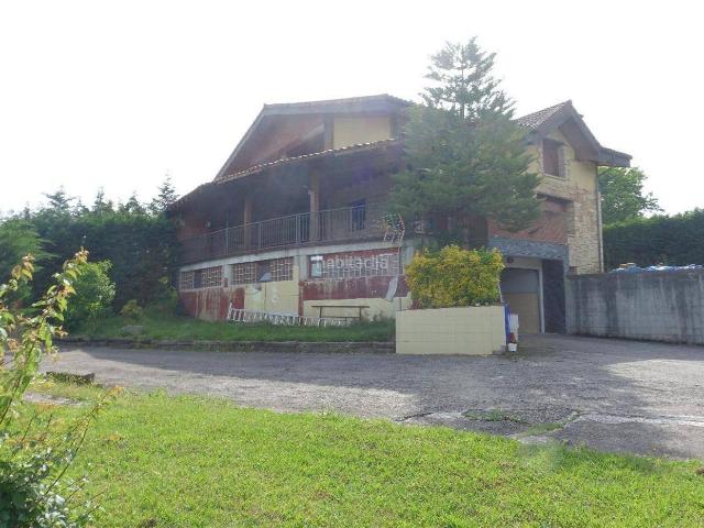 Villa en venta en Amorebieta-etxano, Zubikurtze