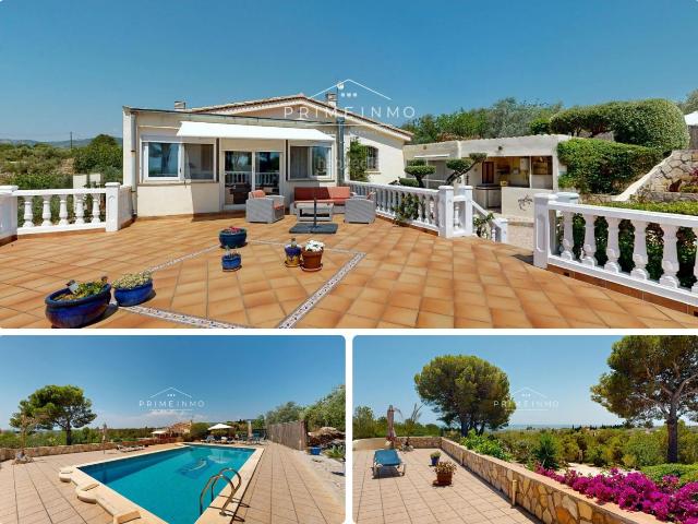 Chalet en venta en L'ampolla, Tarragona