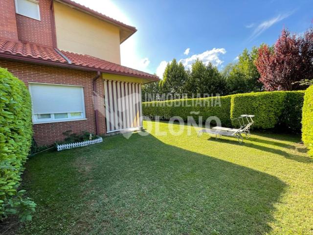Chalet en venta en Haro, La Rioja