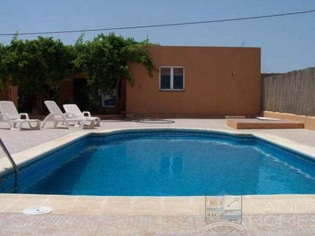 Villa en venta en Antas