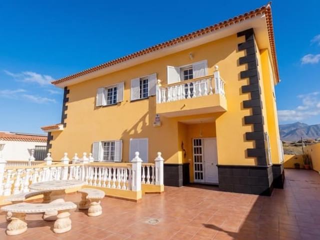 Chalet en venta en Araya, Candelaria