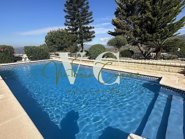 Chalet en venta en La Axarquía, Andalucía