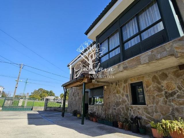 Chalet en venta en Ares, Ferrol