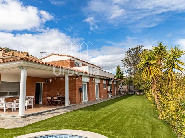 Chalet en venta en Urbanització de Cal Negre, Maresme