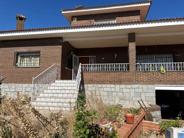Chalet en venta en Argés, Toledo