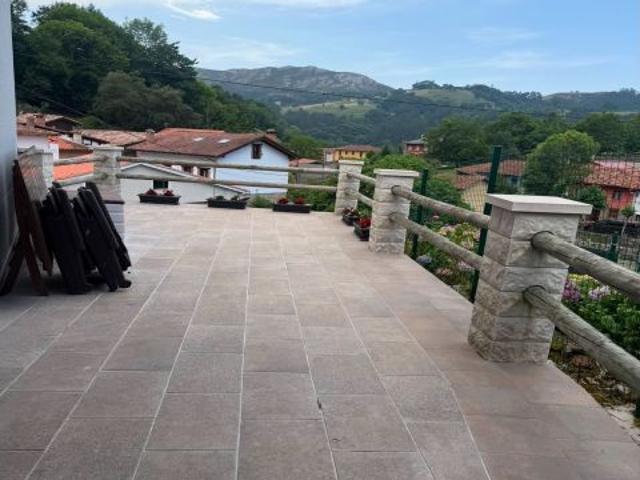 Casa en venta en Arguañes, Oviedo