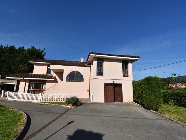 Chalet en venta en Barrio Palacio, Arnuero
