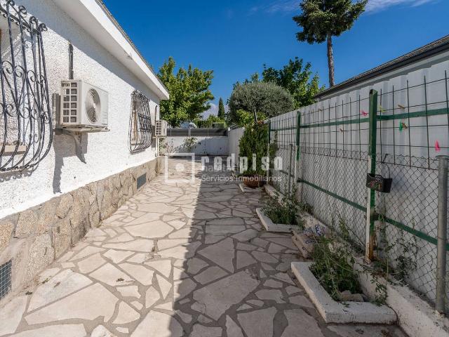 Chalet en venta en Arroyomolinos, Madrid