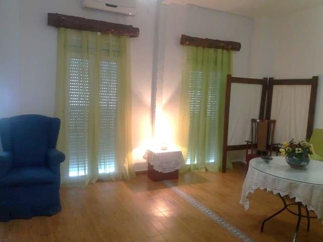 Chalet en venta en Arroyomolinos De León, Huelva