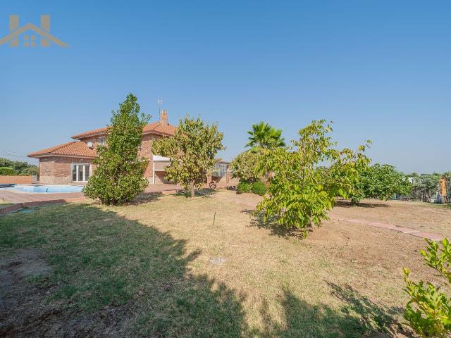 Chalet en venta en Arroyomolinos, Madrid