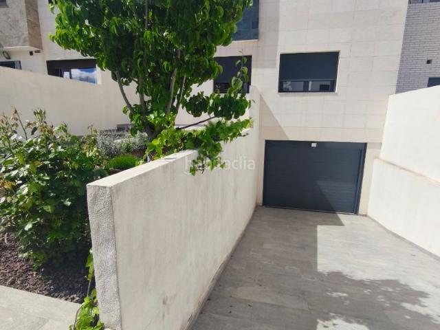 Chalet en venta en Arroyomolinos, Madrid
