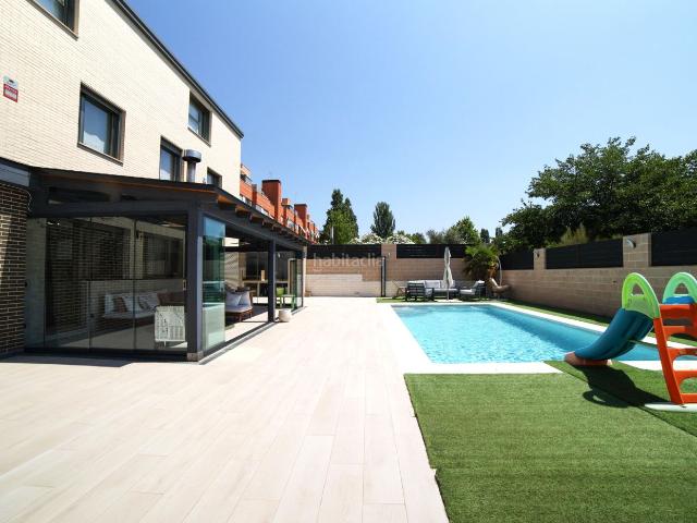 Chalet en venta en Arroyomolinos, Madrid