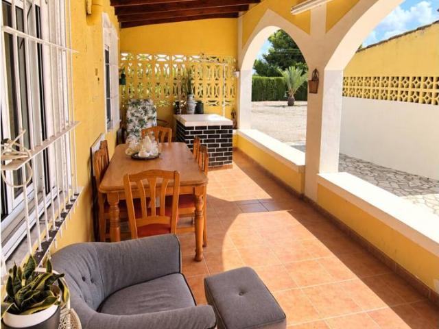 Chalet en venta en el Vinalopó Mitjà / El Vinalopó Medio, Valencia