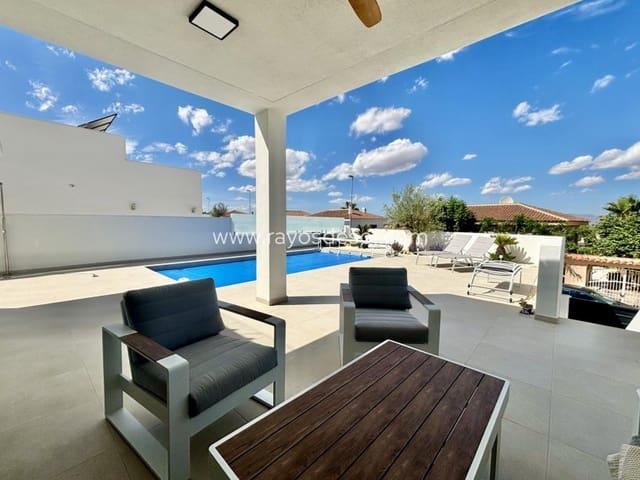 Chalet en venta en Urbanización Atalaya Park, el Baix Segura / La Vega Baja