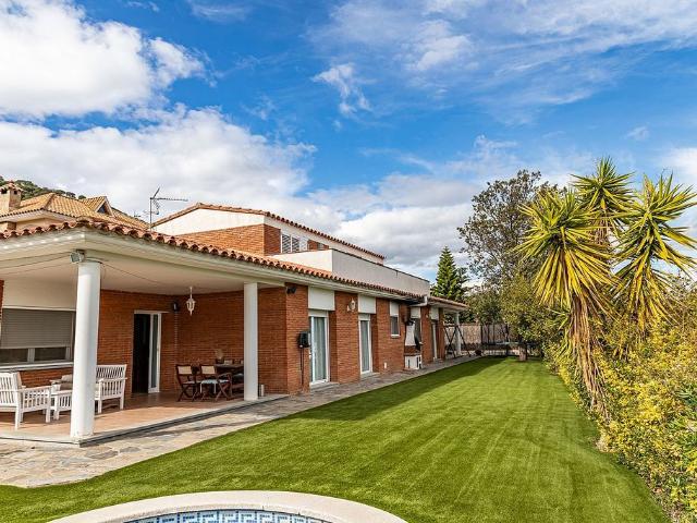 Chalet en venta en Urbanització de Can Barrau, Maresme
