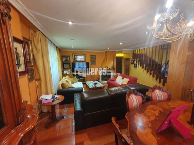 Chalet en venta en Avilés, Asturias