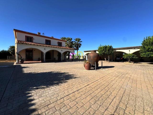 Chalet en venta en Casco Antiguo, Tierra de Badajoz