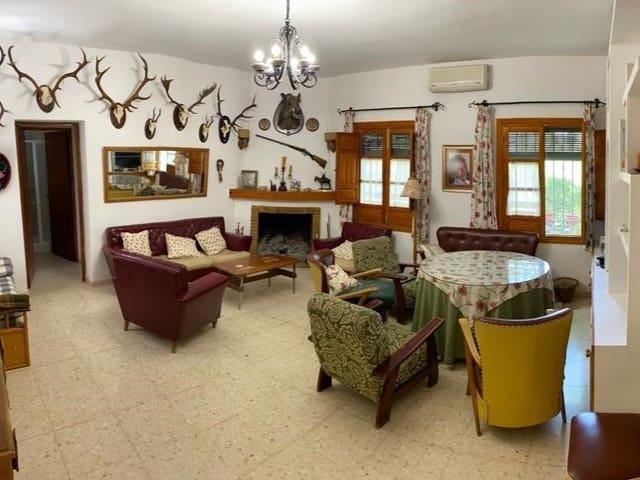 Chalet en venta en Baena, Andalucía