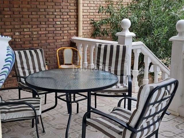 Chalet en venta en Barrio Poetas de la Hispanidad, Baeza